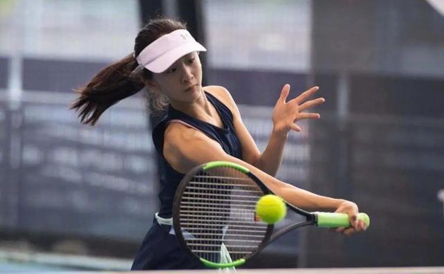 詹姆斯虽依 詹姆斯虽依