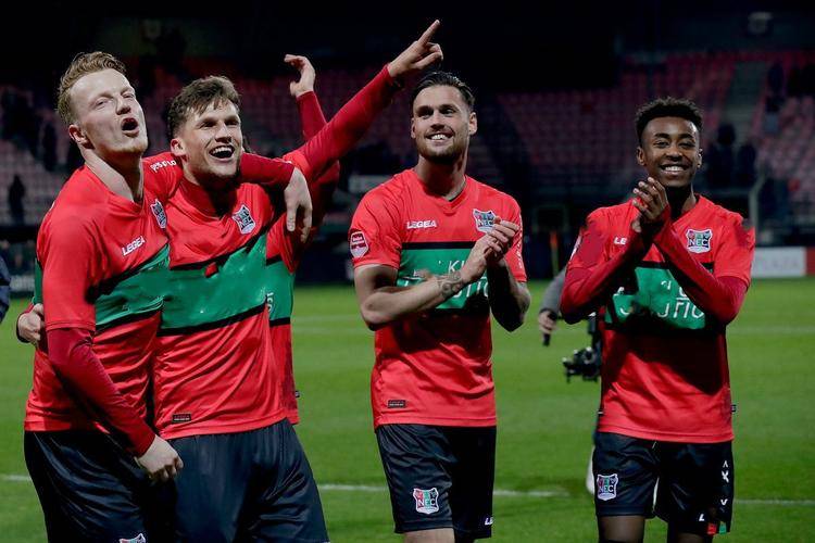 雪运动的普 雪运动的普