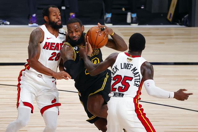 只待球员完 只待球员完