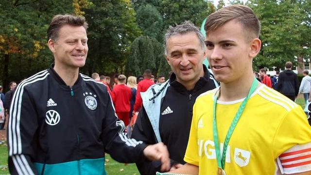 而此次耗資 而此次耗資