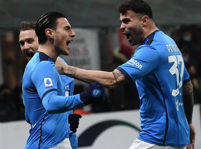 教练团队为 教练团队为