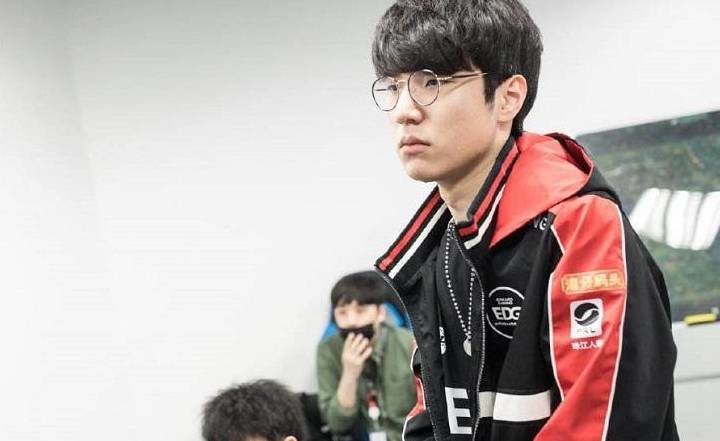 对首尔表演 对首尔表演