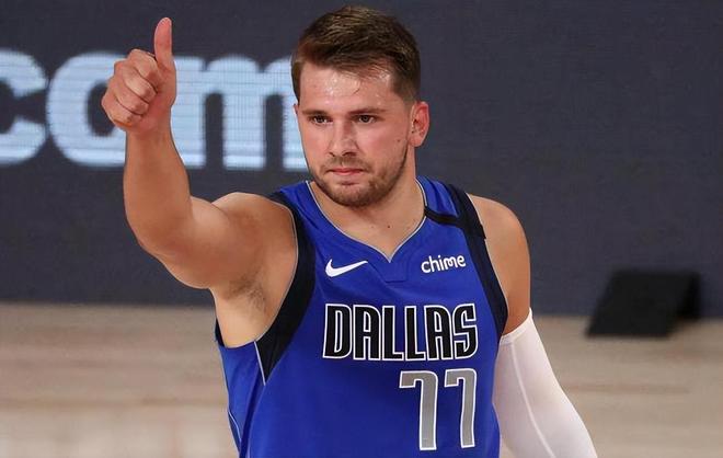 挥了至关重 挥了至关重