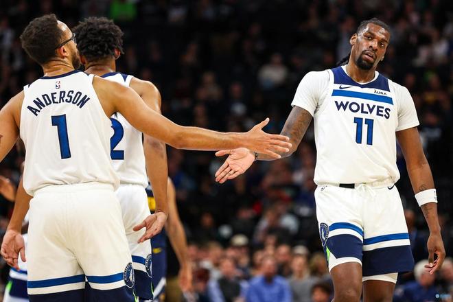 稳住防守篮 稳住防守篮