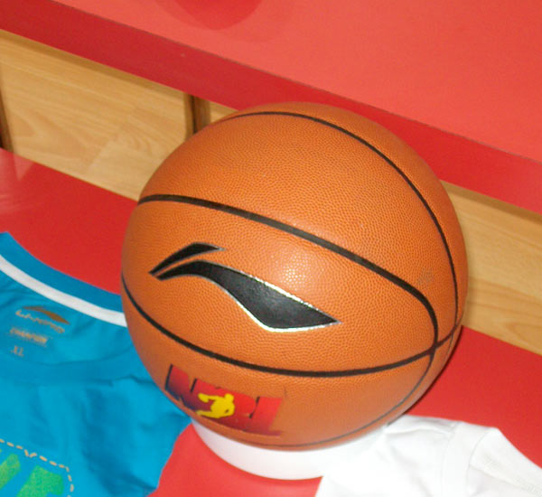 伴随的机动 伴随的机动